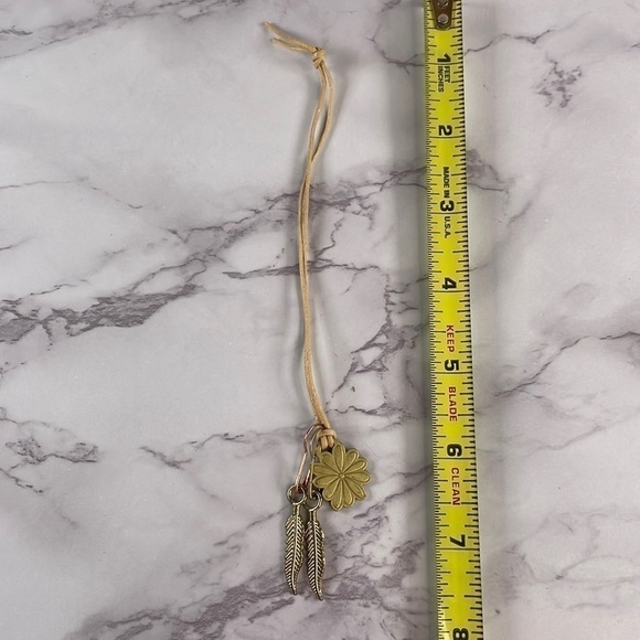 Set of Gold Flower & Feathers Pendant - Picture 1 of 2